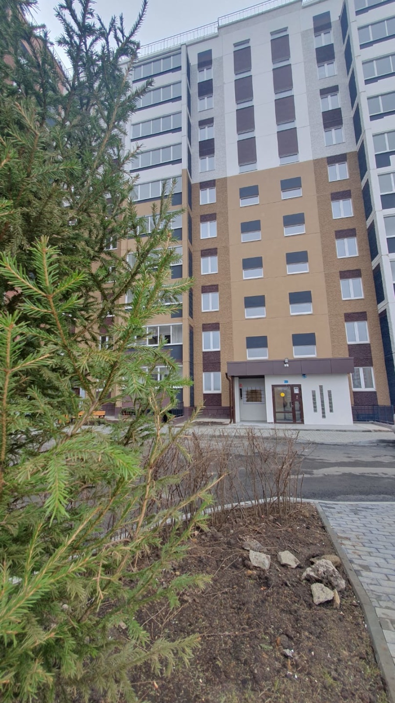 Продаем ПРОСТОРНУЮ 3-КОМНАТНУЮ КВАРТИРУ, 
удобной планировки - 70 кв.м  в ЖК Новое Поколение

ПЛАНИРОВКА:
- Кухня - 10 кв.м
- Спальни - 17, 16,53 и 13 кв.м
- Раздельный санузел
- Лоджия - 5 кв.м

В КВАРТИРЕ ВЫПОЛНЕН СОВРЕМЕННЫЙ РЕМОНТ:
- Входная дверь, межкомнатные двери;
- Линолеум, обои, натяжны