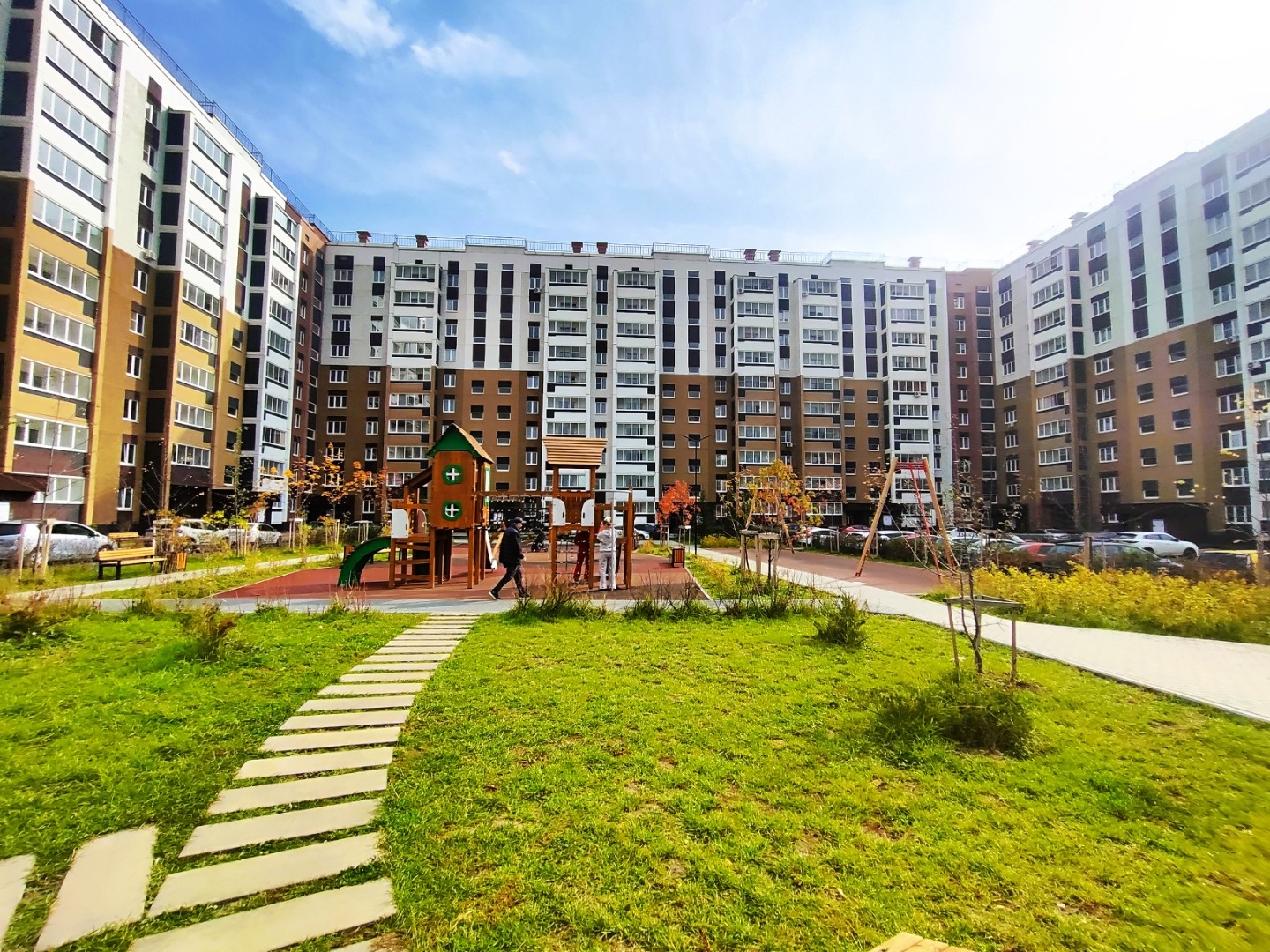 Продаем  ДВУХКОМНАТНУЮ КВАРТИРУ (ОДНА КОМНАТА ПРОХОДНАЯ) в современном новом доме в ЖК Новое Поколение.

ПЛАНИРОВКА:
- Кухня - 10 кв.м.
- Спальни - 16,53 и 11,31 кв.м.;
- Совмещенный санузел;
- Лоджия -7 кв.м. (выход из комнаты).

Готовая к проживанию, состояние ЗАЕЗЖАЙ и ЖИВИ:
- Входная дверь, 