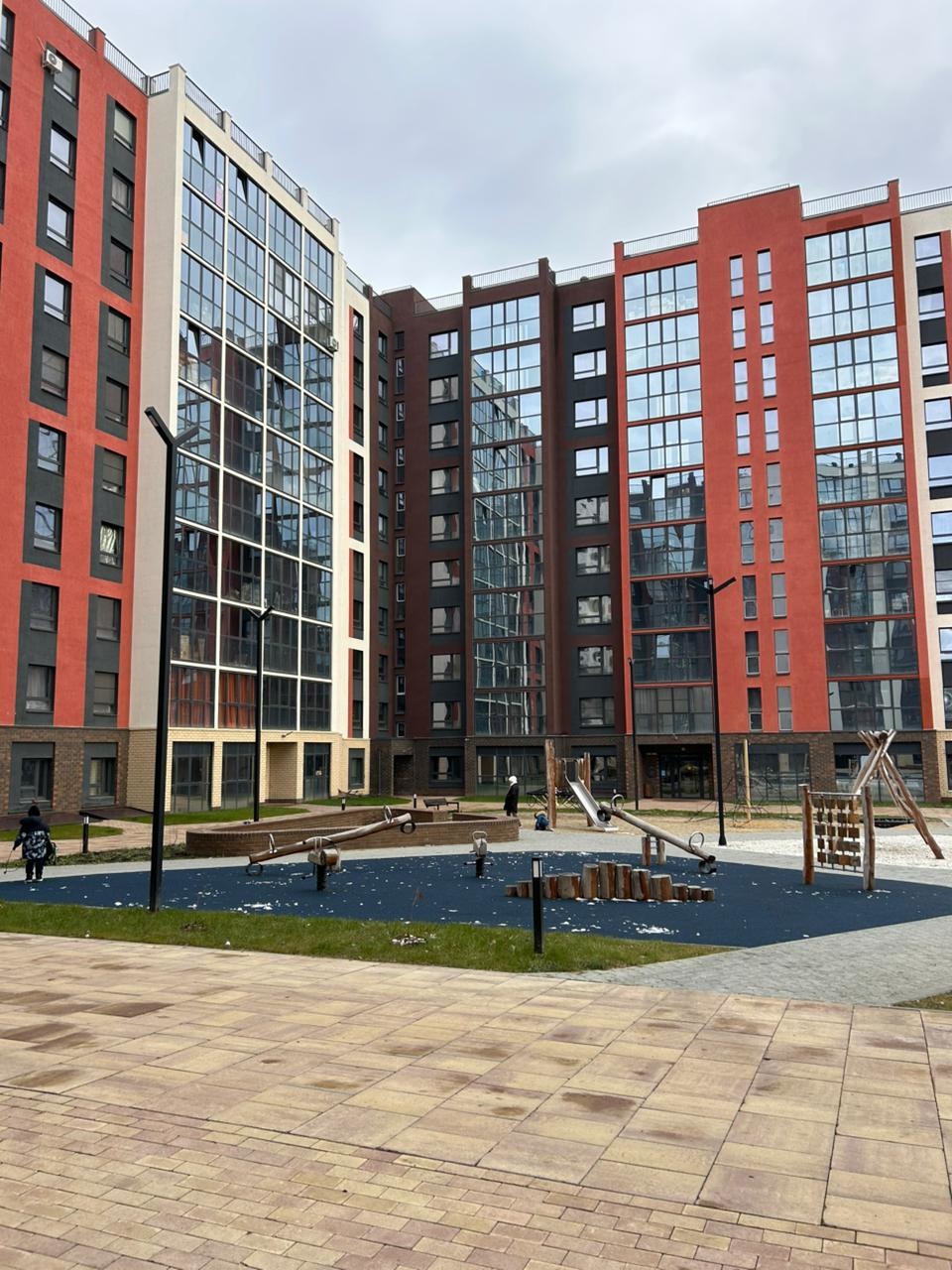  Уникальная возможность стать первым жителем новой квартиры в ЖК Притяжение


Преимущества:

Идеальное расположение: в непосредственной близости от  будущего Фан-парка!
Новая квартира: в квартире никто не жил – вы будете первым хозяином!

Инновационный ЖК Притяжение: Современная архитектура, бла