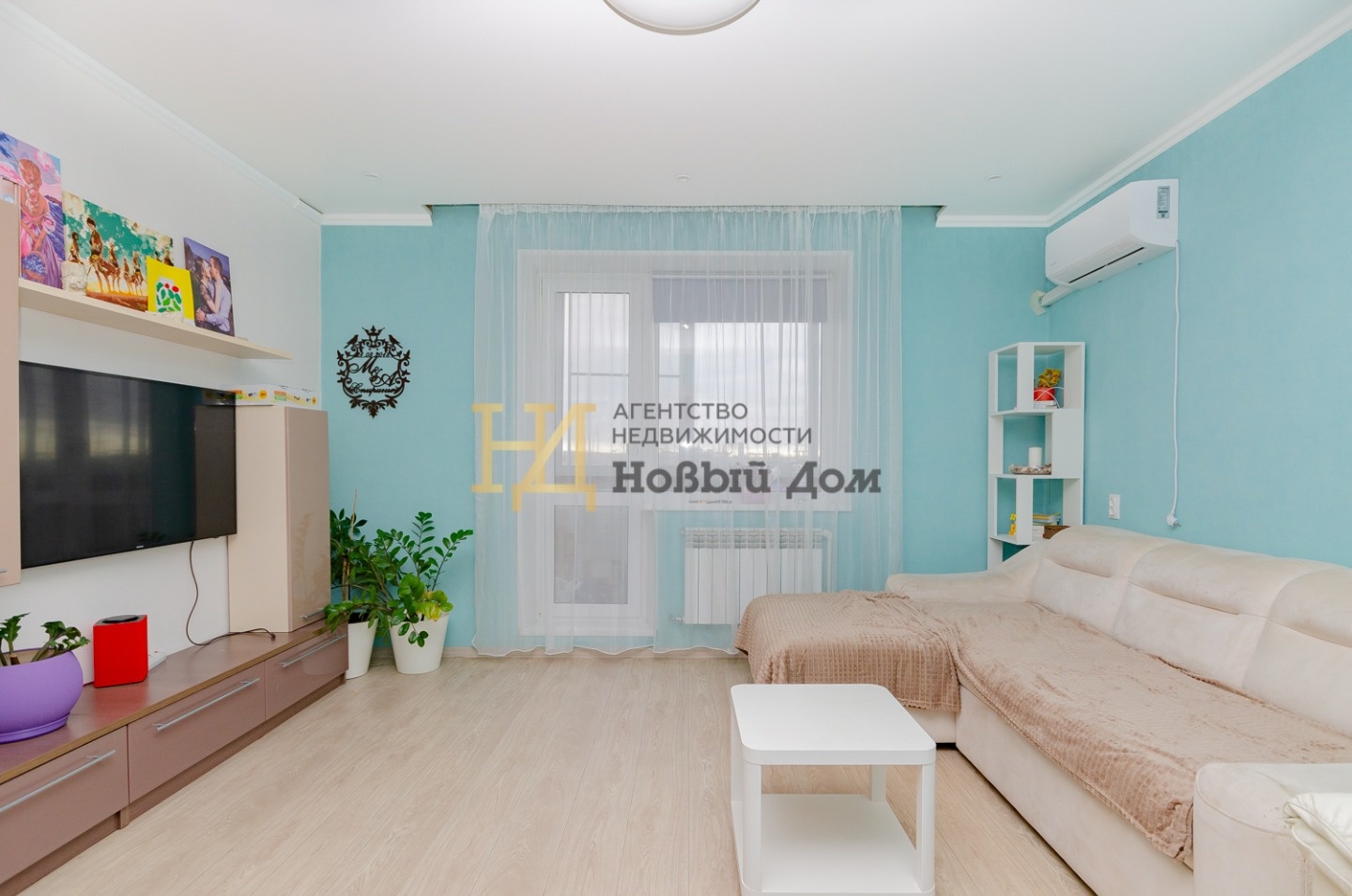     ПРЕДЛАГАЕМ К ПОКУПКЕ ТЕПЛУЮ СВЕТЛУЮ УЮТНУЮ ТРЕХКОМНАТНУЮ КВАРТИРУ В ОТЛИЧНОМ  МЕСТЕ М-Н НОВОСИНЕГЛАЗОВО! 
                         
ПЛАНИРОВКА:
- Кухня -  9 кв.м.
- Комнаты- 18, 13 и 12 кв.м.;
- Раздельный санузел;
- Просторный коридор;
- Лоджия.

 СОВРЕМЕННЫЙ  и ОЧЕНЬ КАЧЕСТВЕННЫЙ РЕМОНТ СДЕЛАН