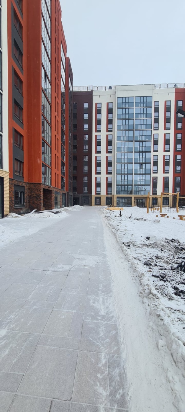 Светлая СТУДИЯ общей площадью 24,04 кв.м. в ЖК «Притяжение» - это инновационный для Челябинска и области проект в живописном природном ландшафте, в 20 минутах езды от центра Челябинска в западном направлении, а до Шершневского водохранилища — 6 минут на автомобиле.

ПЛАНИРОВКА:
- Кухня-столовая - 16