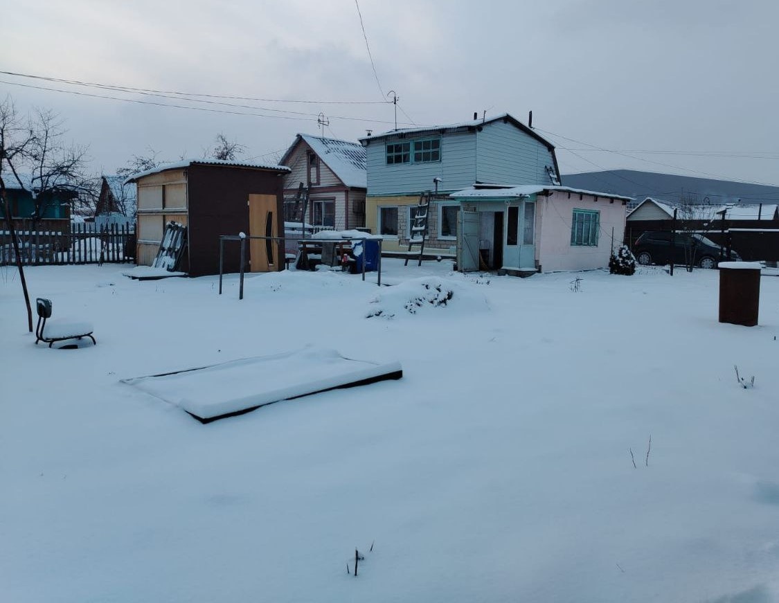 Продается садовый участок с домом!

Описание места: САД ЛОКОМОТИВ-1,  находится в черте города, Советский район.
Кадастровый номер - 74:36:0427008:2698

Остановка общественного транспорта:
От сада до остановки 5 минут пешком.
Общественный транспорт и маршрутки - время ожидания 5 минут, позволит быст