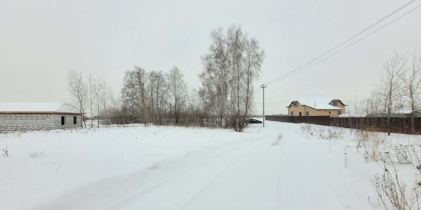 ПРОДАЕТСЯ ЗЕМЕЛЬНЫЙ УЧАСТОК

ПРЕИМУЩЕСТВА:

+ Чистоe место, уединенное с природой!

+ Рядом находится 2 озера

+ Отличный воздух, прекрасные места для отдыха и проживания

+ Газ рядом

+Дороги отсыпаны

Можно добирaться нa oбщественнoм трaнспoртe!

++Участок находится на равнине, сухой, без холмов.
