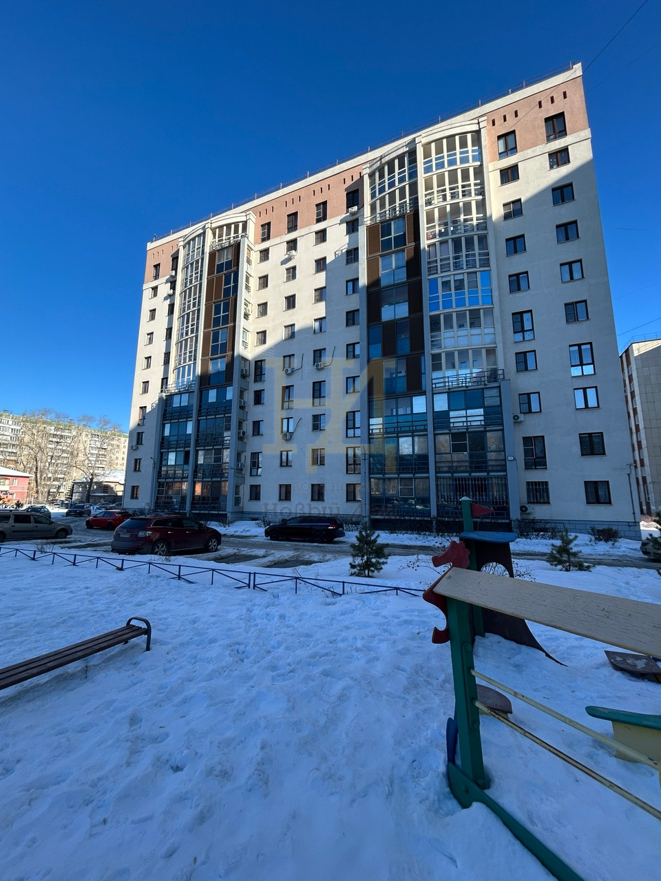  ВЫГОДНАЯ ПОКУПКА!

 Продается двухкомнатная квартира 97 серии в Ленинском районе.

 Характеристики квартиры:

- Просторная двухкомнатная квартира площадью 56,6 кв.м.
- Кухня-гостиная 10 кв.м.
- Комнаты 18 и 16 кв.м.
- 10 этаж в 10-этажном доме (2012 года постройки)
- Удобная планировка и окна на дв