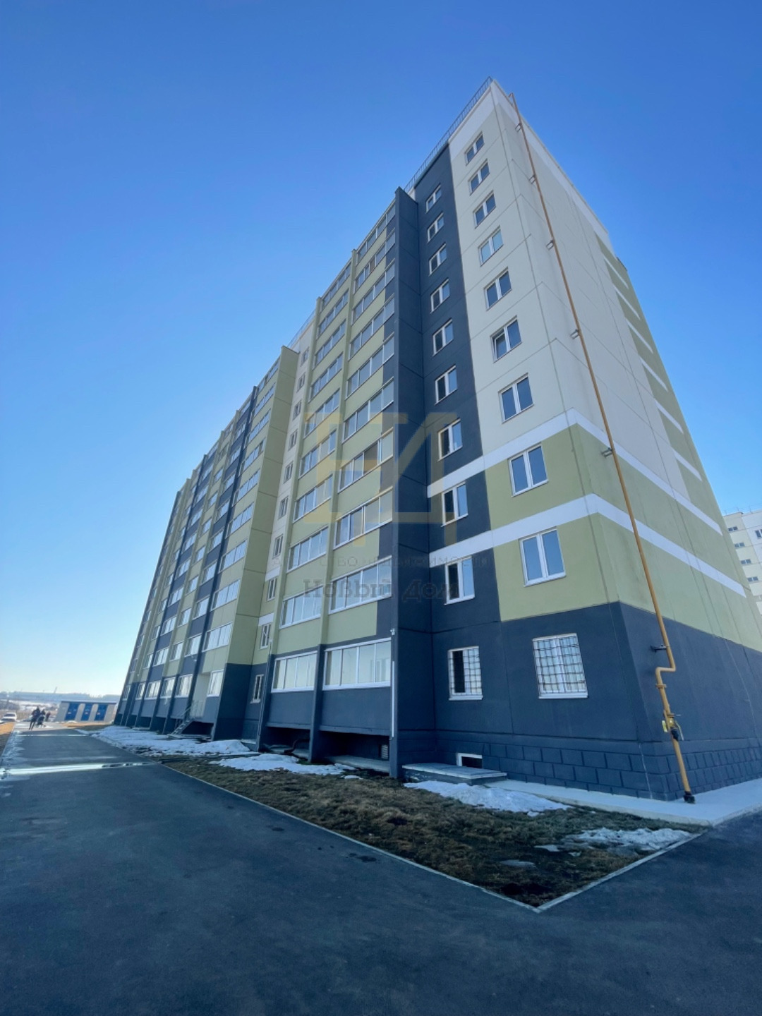    Продается двухкомнатная квартира на 9 этаже в современном Жилом Комплексе «Дом на Кулибина» с развитой инфраструктурой. В шаговой доступности школа, детский сад, различные сетевые магазины. Площадь комнат 12,14 м2, 11,98 м2, 16,41 м2. Дом панельный, отделка квартир выполнена из современных и экол