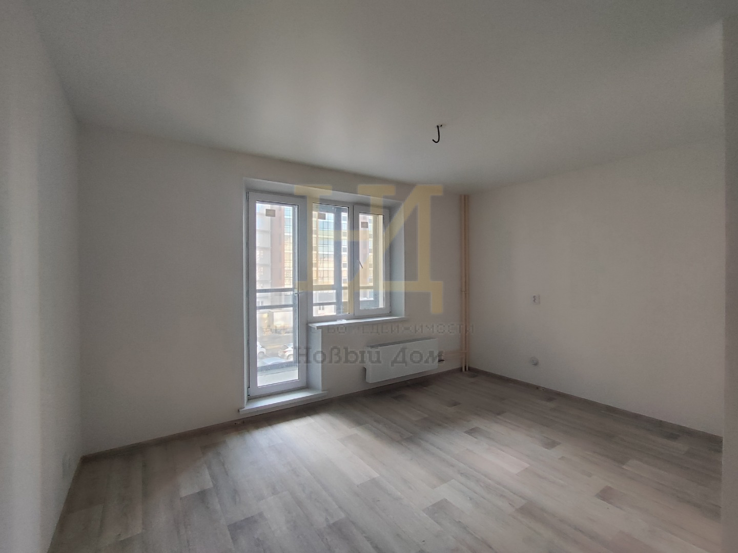  Продаем  ПРОСТОРНУЮ ДВУХКОМНАТНУЮ КВАРТИРУ - 56,5 кв.м. с кухней 13 кв.м. в мкр. ПАРКОВЫЙ 1.

ФУНКЦИОНАЛЬНАЯ ПЛАНИРОВКА:
- Кухня - 13 кв.м.
- Спальни -  17 и 11  кв.м.;
- Раздельный санузел;
- Прихожая - 5,4 кв.м.;
- Лоджия - 4,8 кв.м.

Готовая к проживанию с полной ОТДЕЛКОЙ ПОД КЛЮЧ:
- Входная две