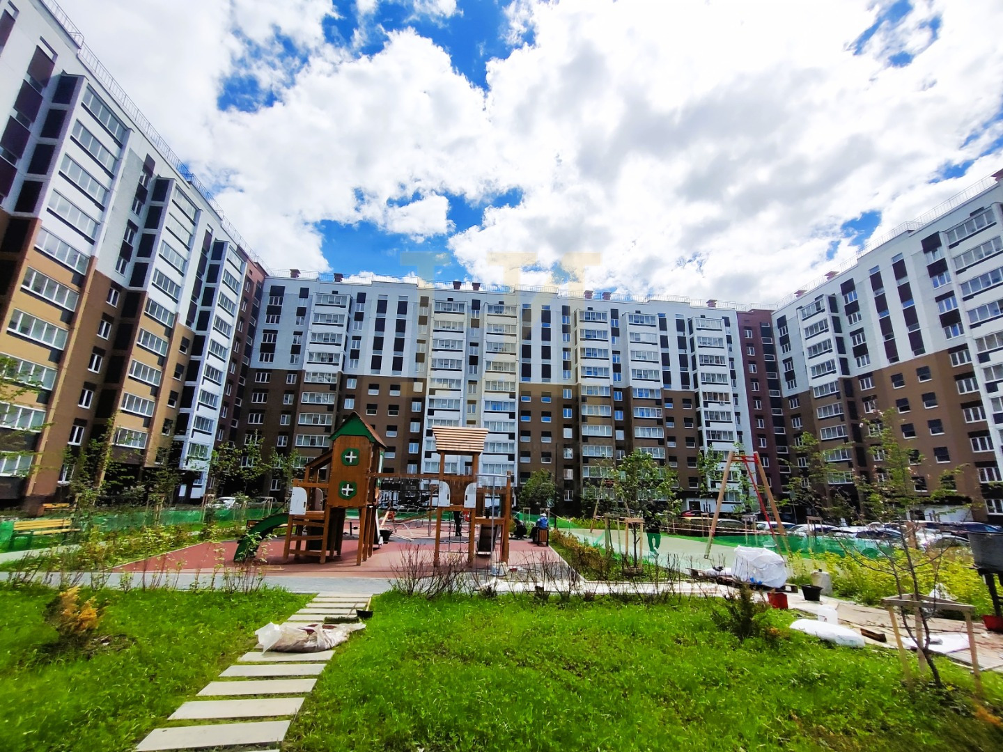   Продаем  ОДНОКОМНАТНУЮ КВАРТИРУ  ПЛОЩАДЬЮ 41 КВ.М. с чистовой отделкой в современном новом доме в ЖК «Новое Поколение».

ПЛАНИРОВКА:
- Кухня - гостиная - 17 кв.м.
- Жилая комната - 16 кв.м.;
- Совмещенный санузел;
- Коридор - 3,2 кв.м.;
- Лоджия - 5,5 кв.м. (выход на лоджию из кухни)

Готовая к пр