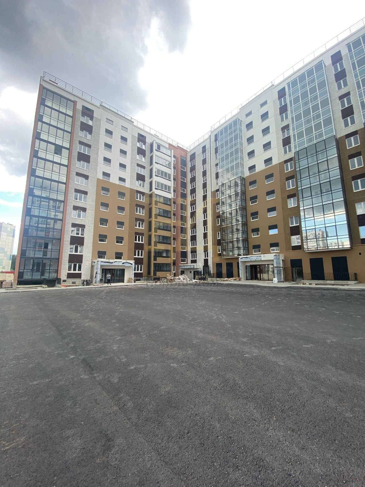 Продаем ТРЕХКОМНАТНУЮ КВАРТИРУ- 54,21 кв.м. с СВЕТЛЫМИ, УЮТНЫМИ КОМНАТАМИ в новом доме в «ЖК Новое Поколение».
ПЛАНИРОВКА:
- Кухня/Гостинная - 16,37 кв.м.
- Спальня- 11,84 кв.м.;
- Детская - 10,89 кв.м.;
- Раздельный санузел - 5,66 кв.м.;
- Лоджия - 5,16 кв.м.

Готовая к проживанию с полной ОТДЕЛКОЙ